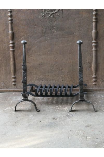 Grille Porte Bûches Française