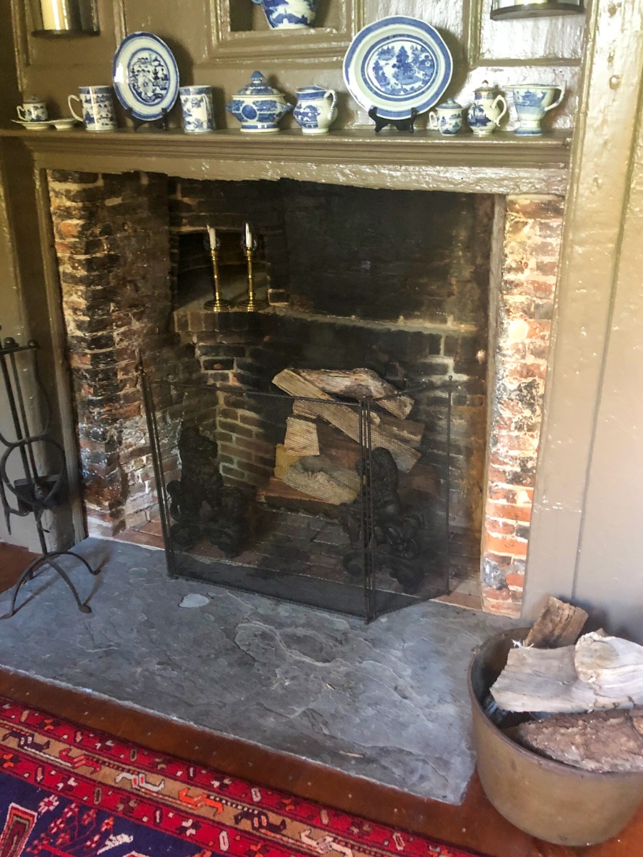 Le pare-feu de cheminée : un outil de prévention